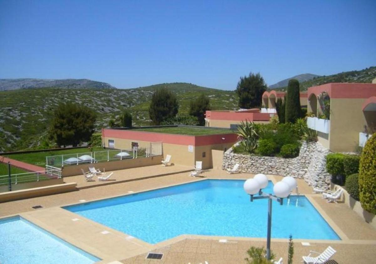 Appartement Confortable, Petite Vue Mer Et Piscine Cassis Bagian luar foto